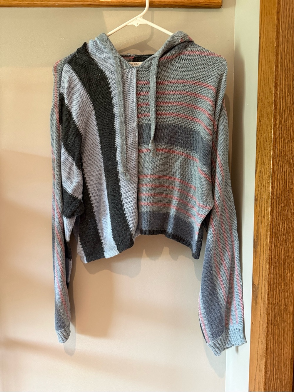 American Eagle Outfitters Cropped Striped Hoodie in Gray with Pink Accents